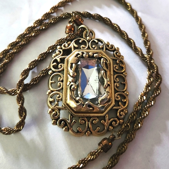 Vintage Large Filigree Crystal Pendant Necklace - Picture 1 of 3